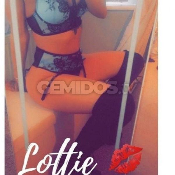 These girls r not to be missed sexy beautiful tanned and tattooed girls offer full gf experience or girls for bookings call 07702579155