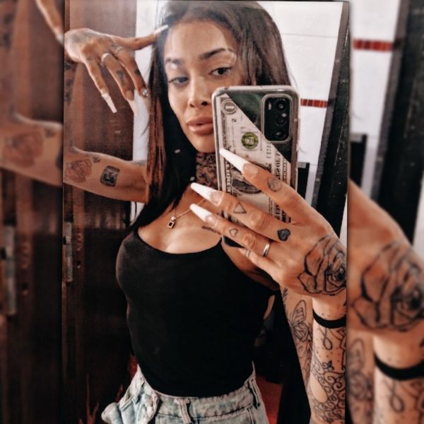 Holis amor , soy China !! Hablame para más info

