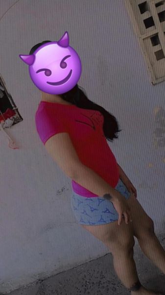 WhatsApp: +584120275926☎

Necesitas Dama De Compañia? Buscas Una Dulce pelinegra Y Elegante Escort Segura Y Confiable? Soy Bárbara, linda princesa disponible solo para complacerte a tus antojos y deseos, destaco por ser muy implicada en los reque