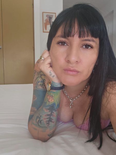 Buscas una buena compañía no dudes en contactarme el mejor servicio de Masajes y relax de Córdoba soy masajista certificada ❤️ 
Trabajo solo en mi domicilio 