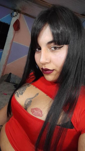 Hola bb me llamo violeta
Hago encuentros 
Video llamada y venta de contenido