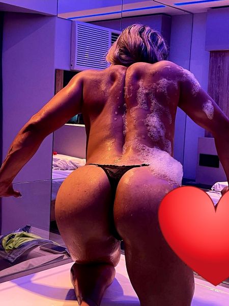 llámame 💋